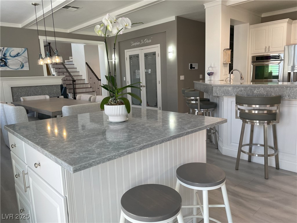 314 Lindbrook Street