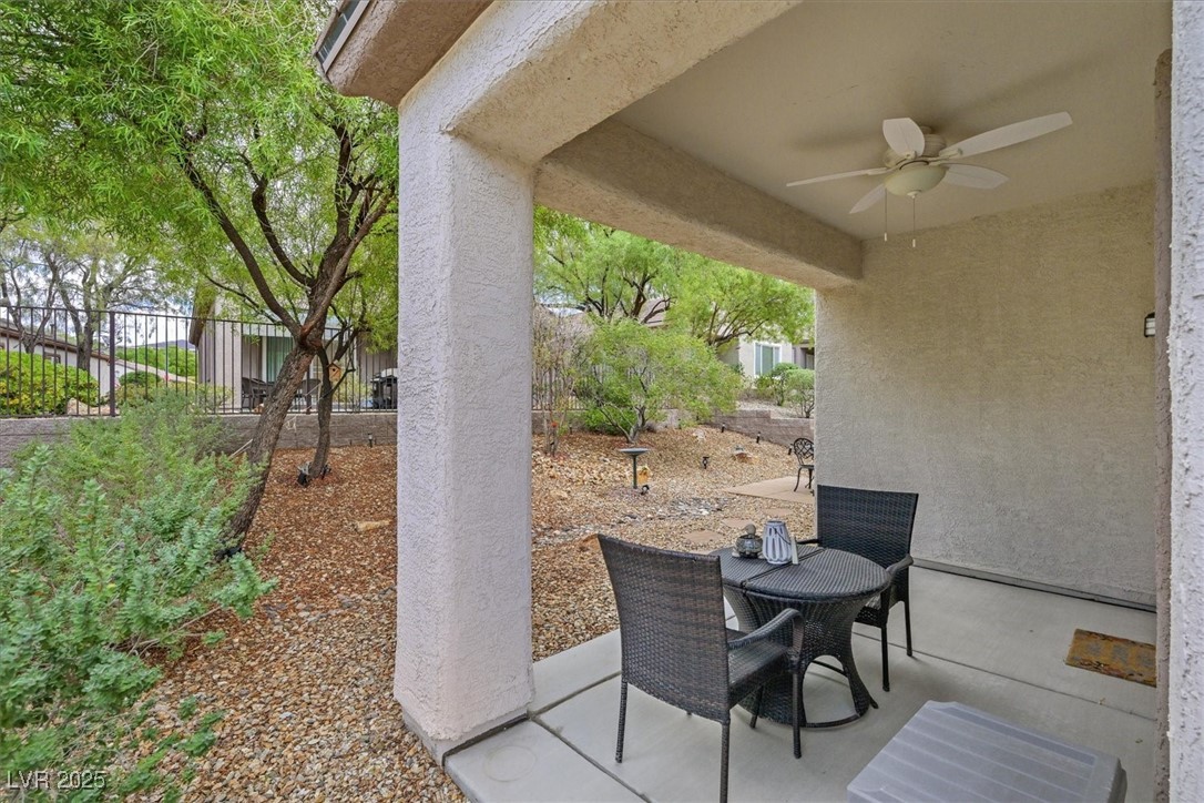 2526 Crater Rock Street