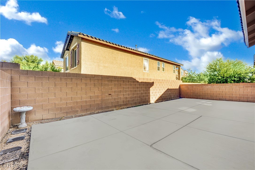 6466 Fulton Meadows Avenue