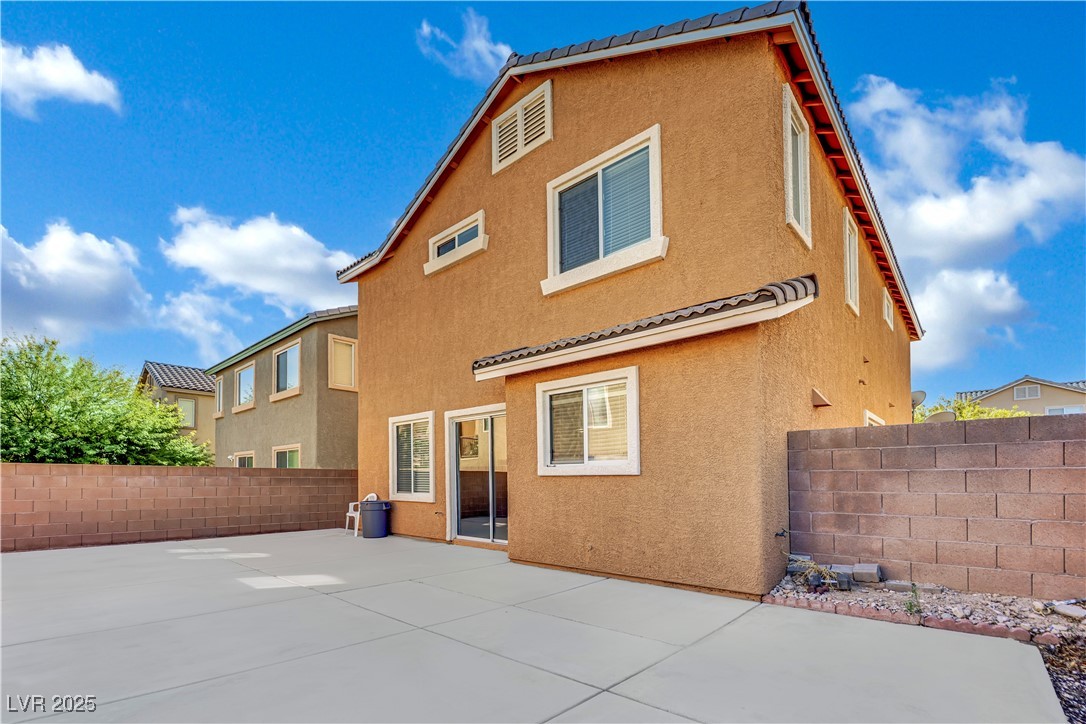 6466 Fulton Meadows Avenue