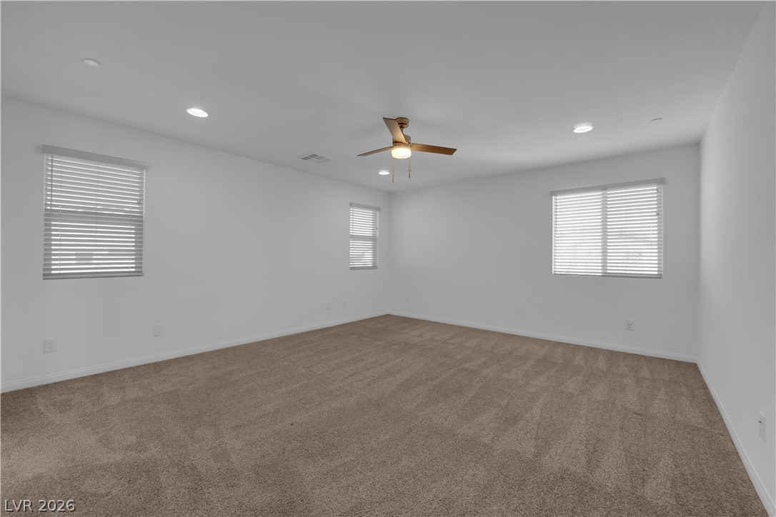 545 Sunny Pointe Street