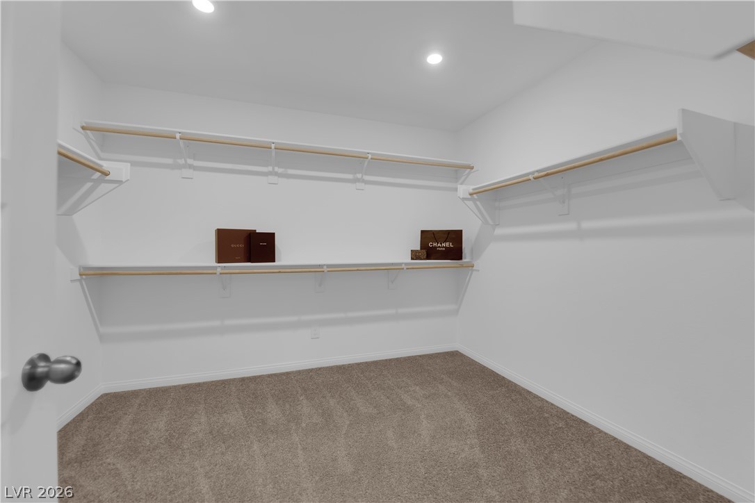 545 Sunny Pointe Street