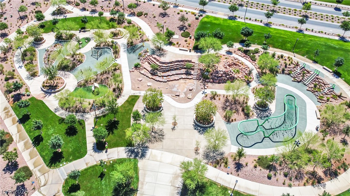 545 Sunny Pointe Street