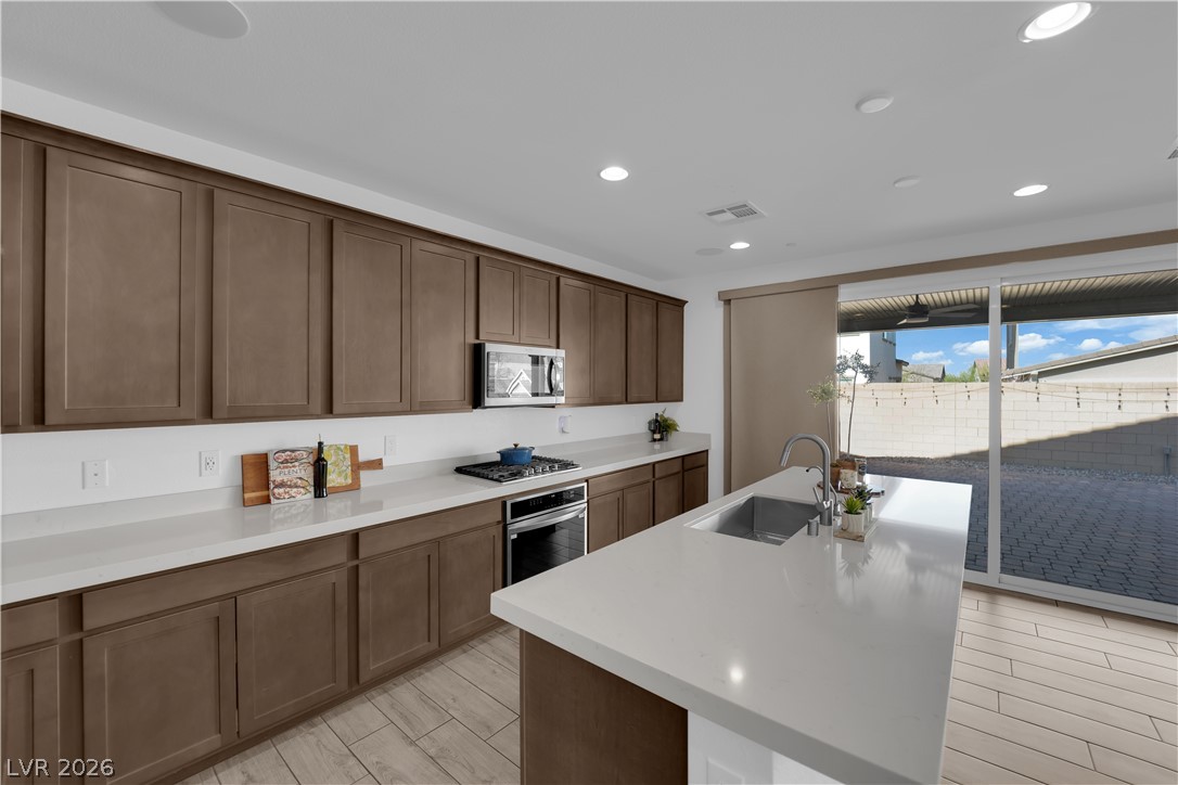 545 Sunny Pointe Street