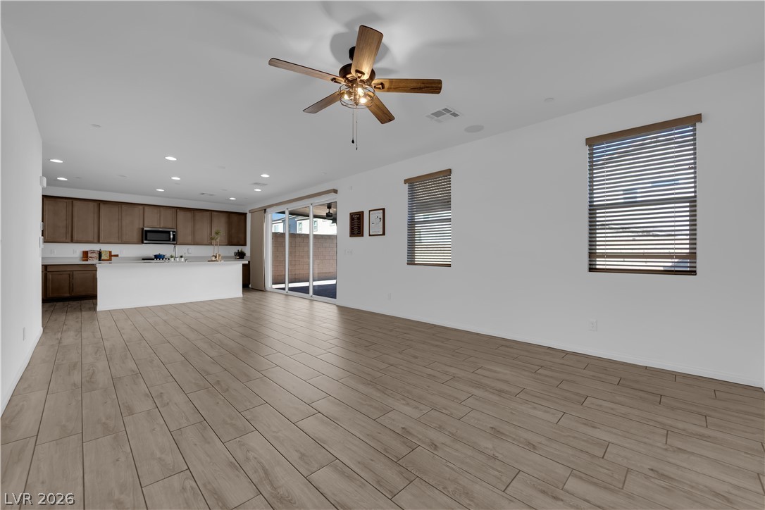 545 Sunny Pointe Street