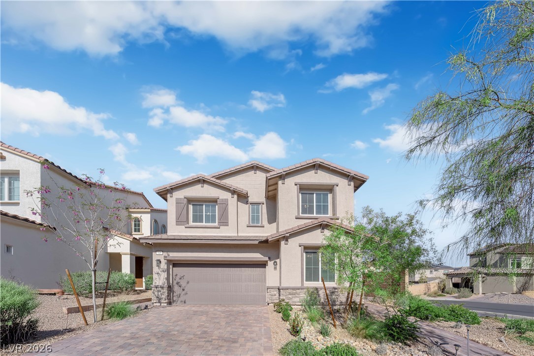 545 Sunny Pointe Street