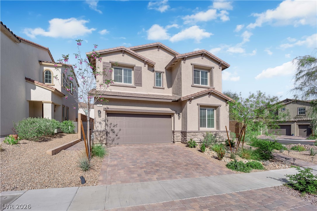 545 Sunny Pointe Street