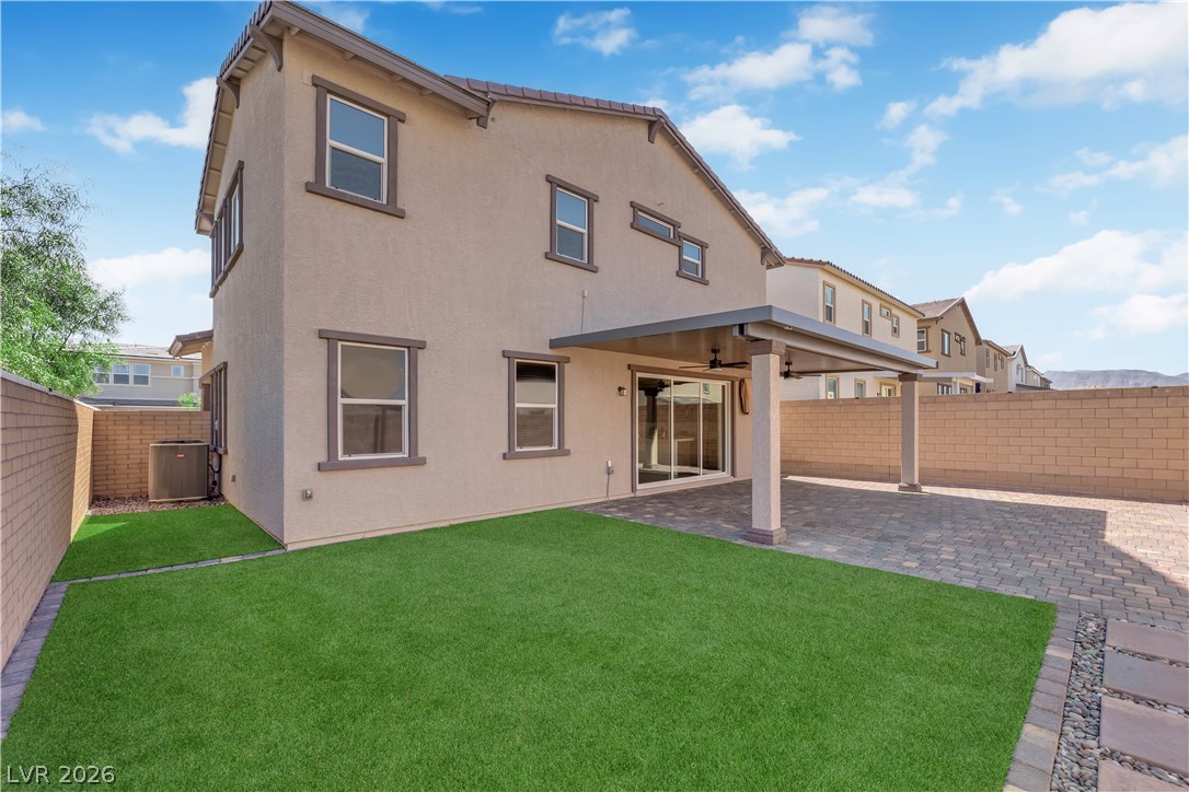 545 Sunny Pointe Street