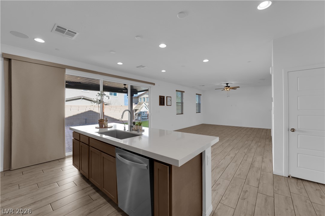 545 Sunny Pointe Street