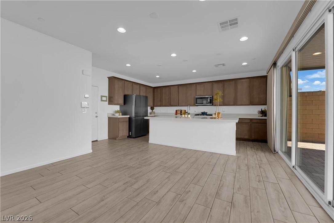 545 Sunny Pointe Street