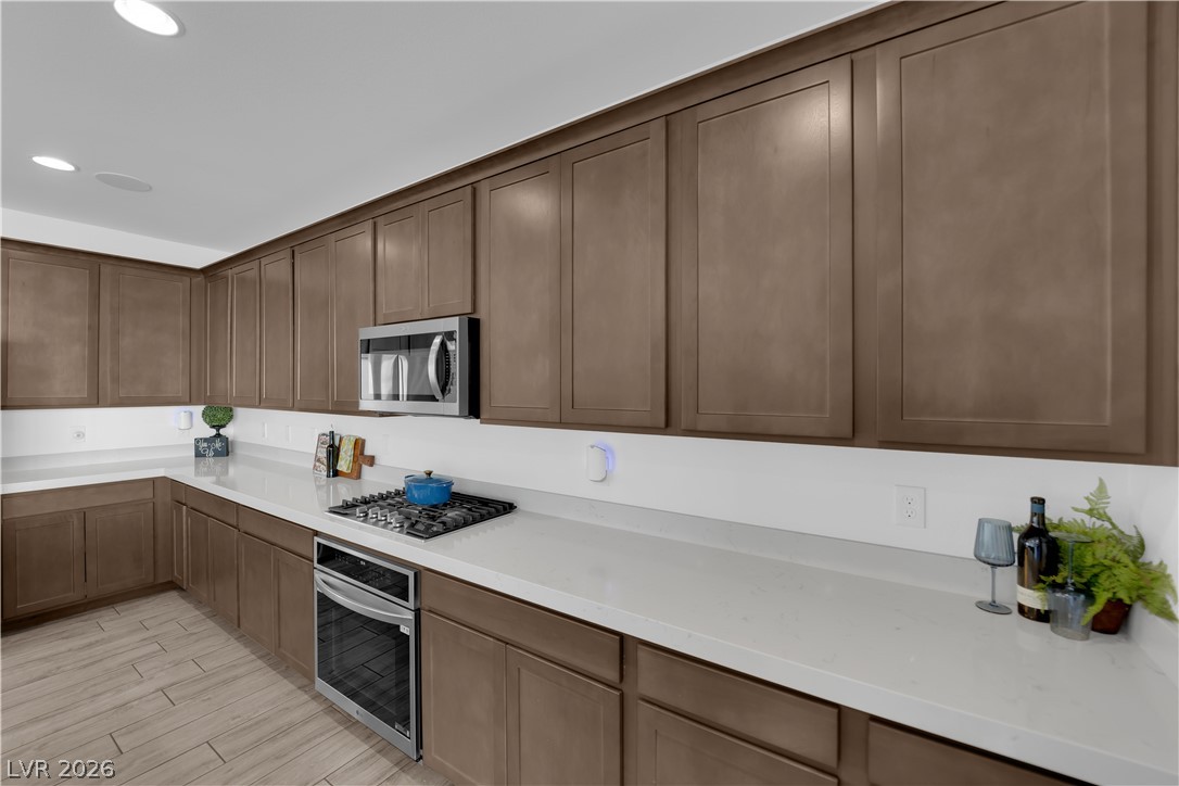 545 Sunny Pointe Street