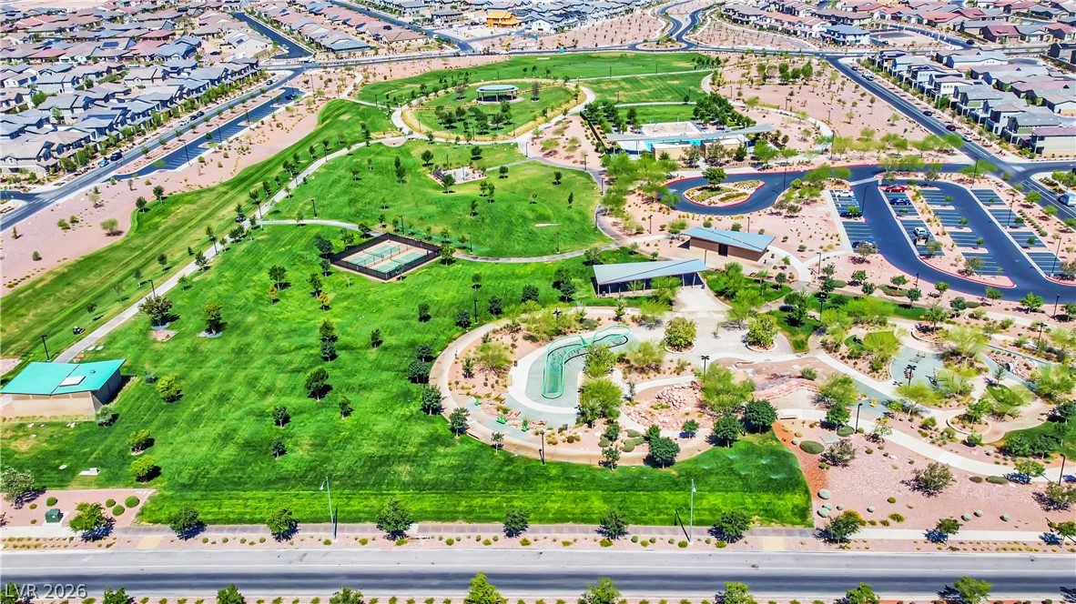 545 Sunny Pointe Street