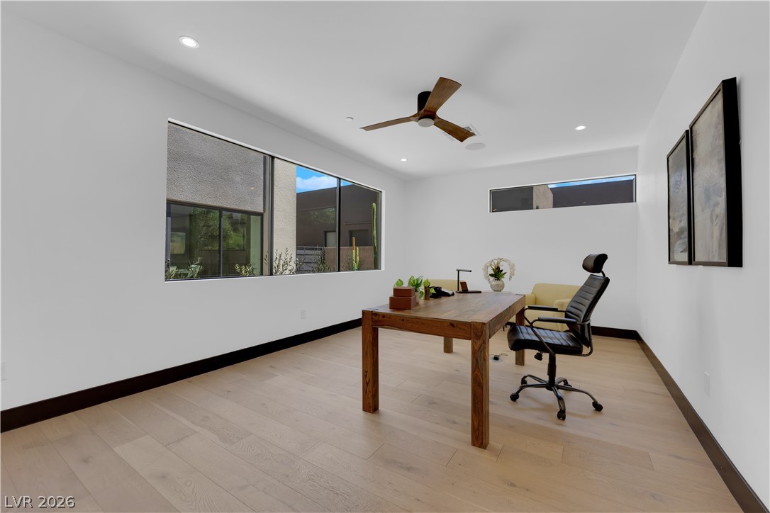 16 Canyon Shores Place