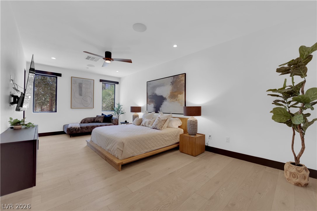 16 Canyon Shores Place