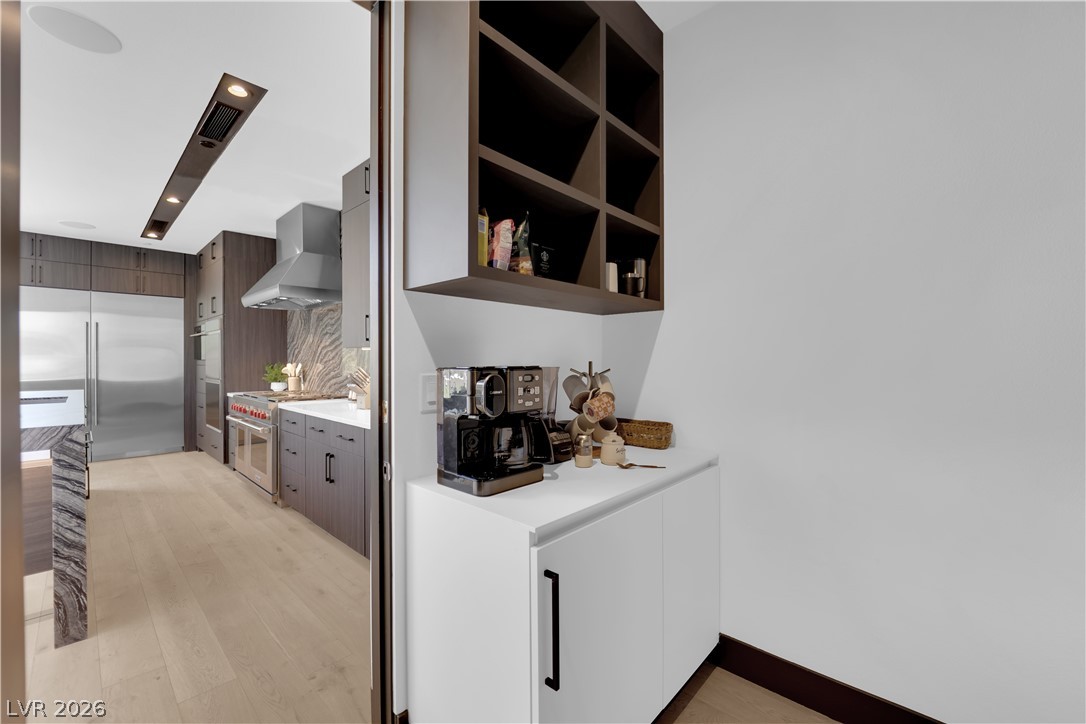 16 Canyon Shores Place