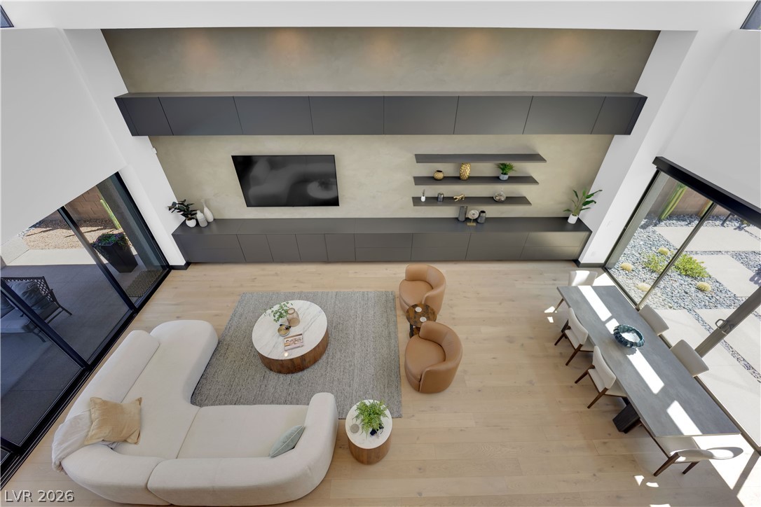 16 Canyon Shores Place