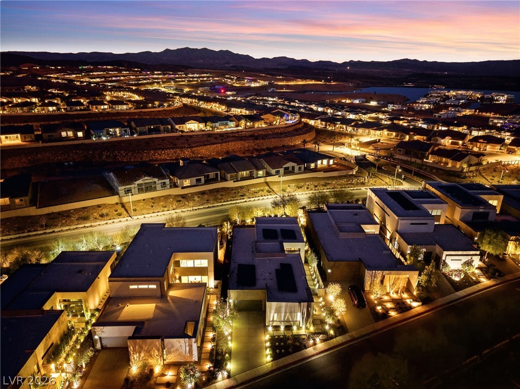 16 Canyon Shores Place