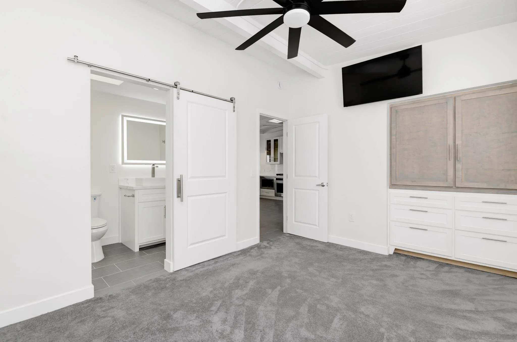 1680 B Seacoast Drive Unit B Unit B