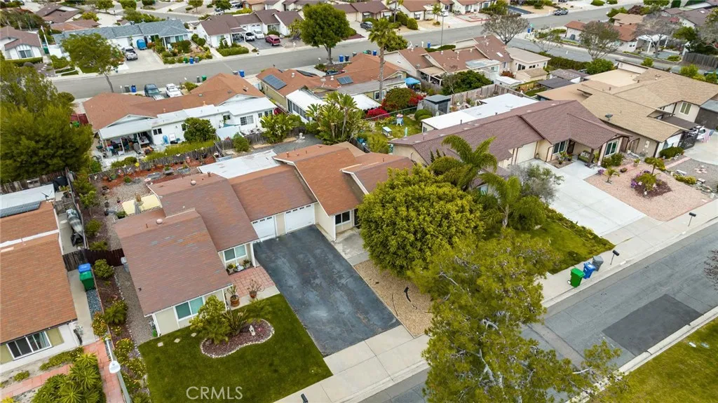 1464 Peacock Boulevard