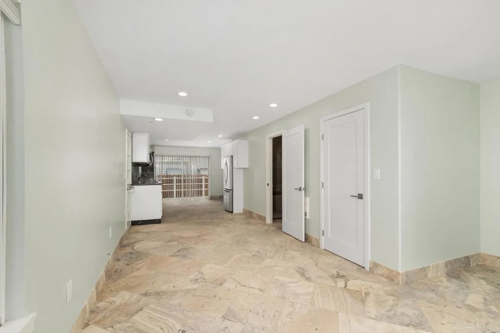 1360 Seacoast Drive Unit B
