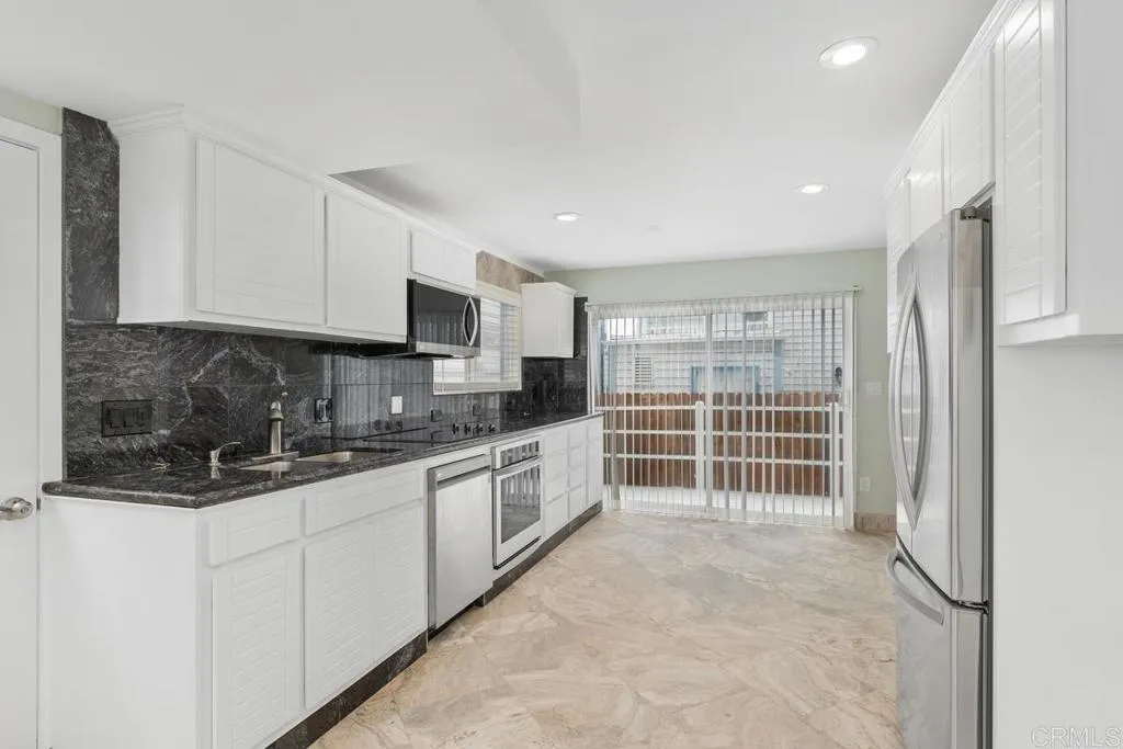 1360 Seacoast Drive Unit B