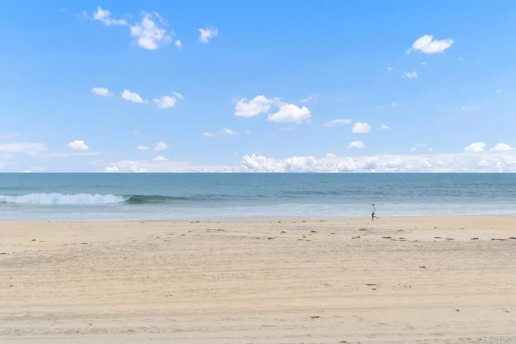 1360 Seacoast Drive Unit B