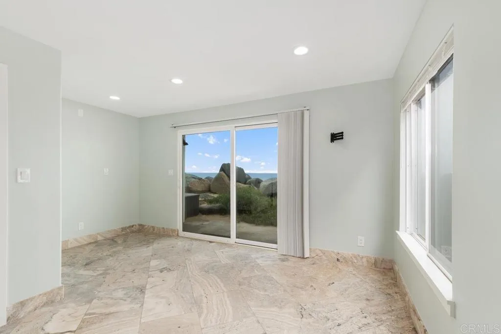 1360 Seacoast Drive Unit B