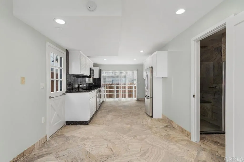 1360 Seacoast Drive Unit B