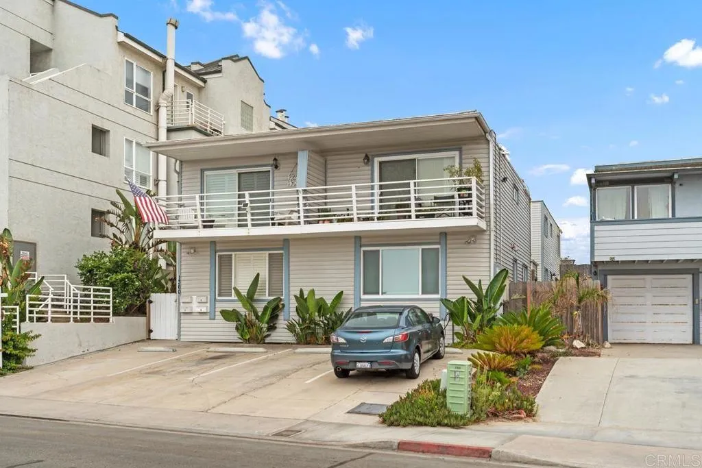 1360 Seacoast Drive Unit B