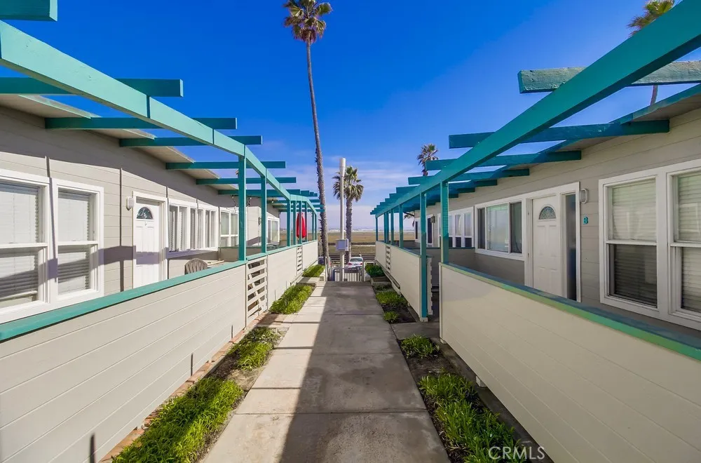 1680 Seacoast Drive Unit B