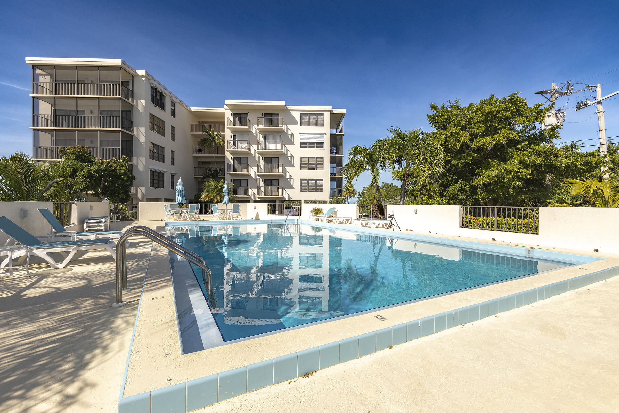 1500 Overseas Highway Unit: 203