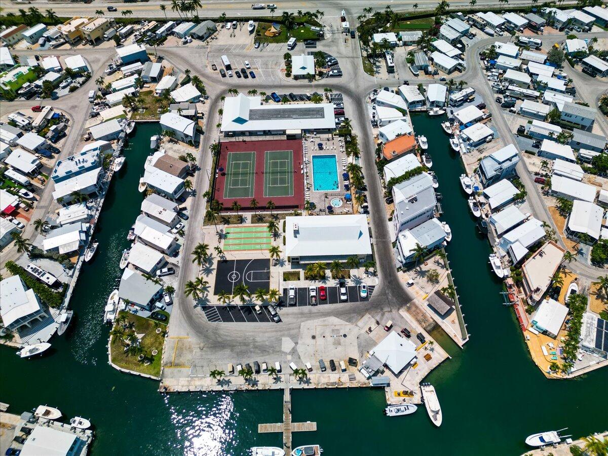 65821 Overseas Highway Unit: 417