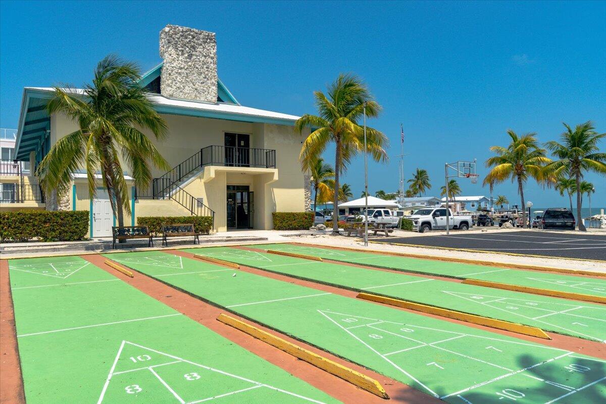 65821 Overseas Highway Unit: 417