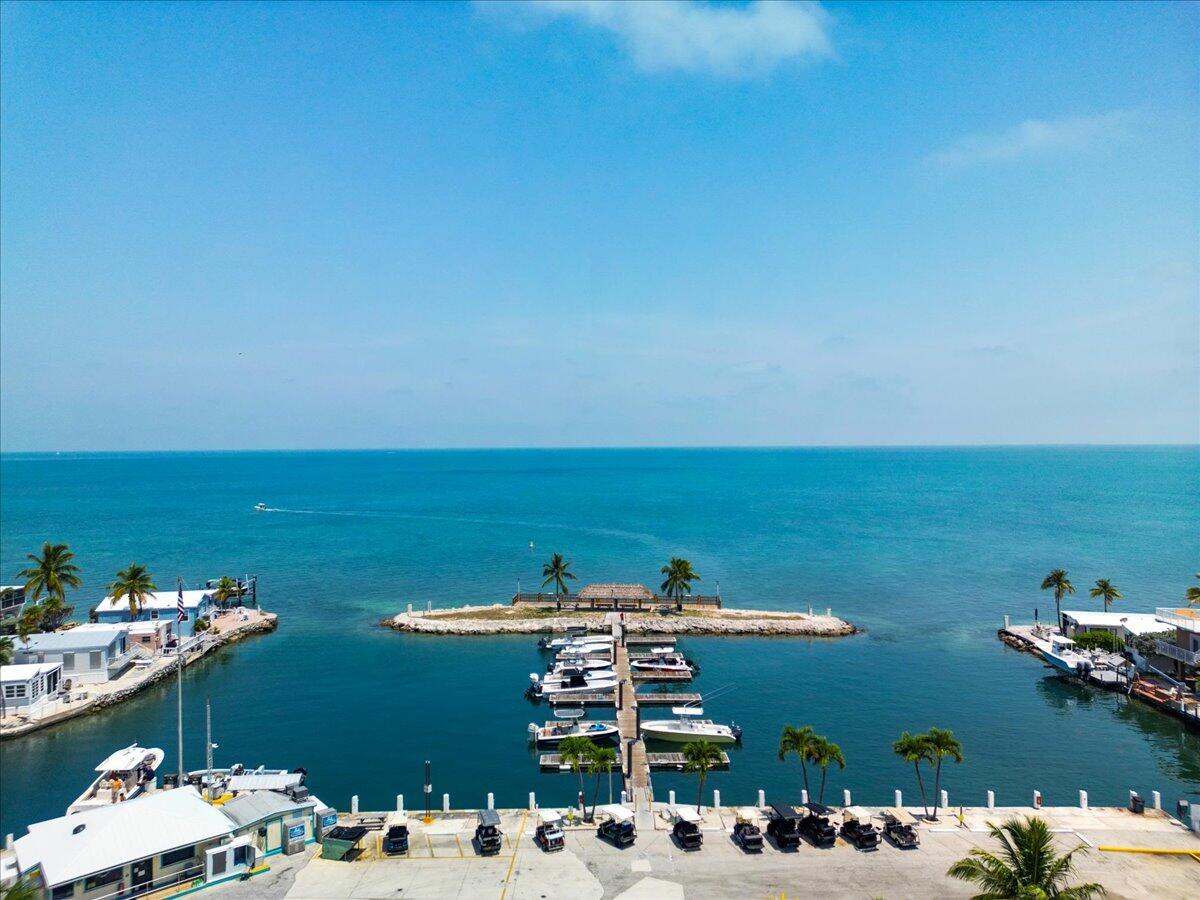 65821 Overseas Highway Unit: 417