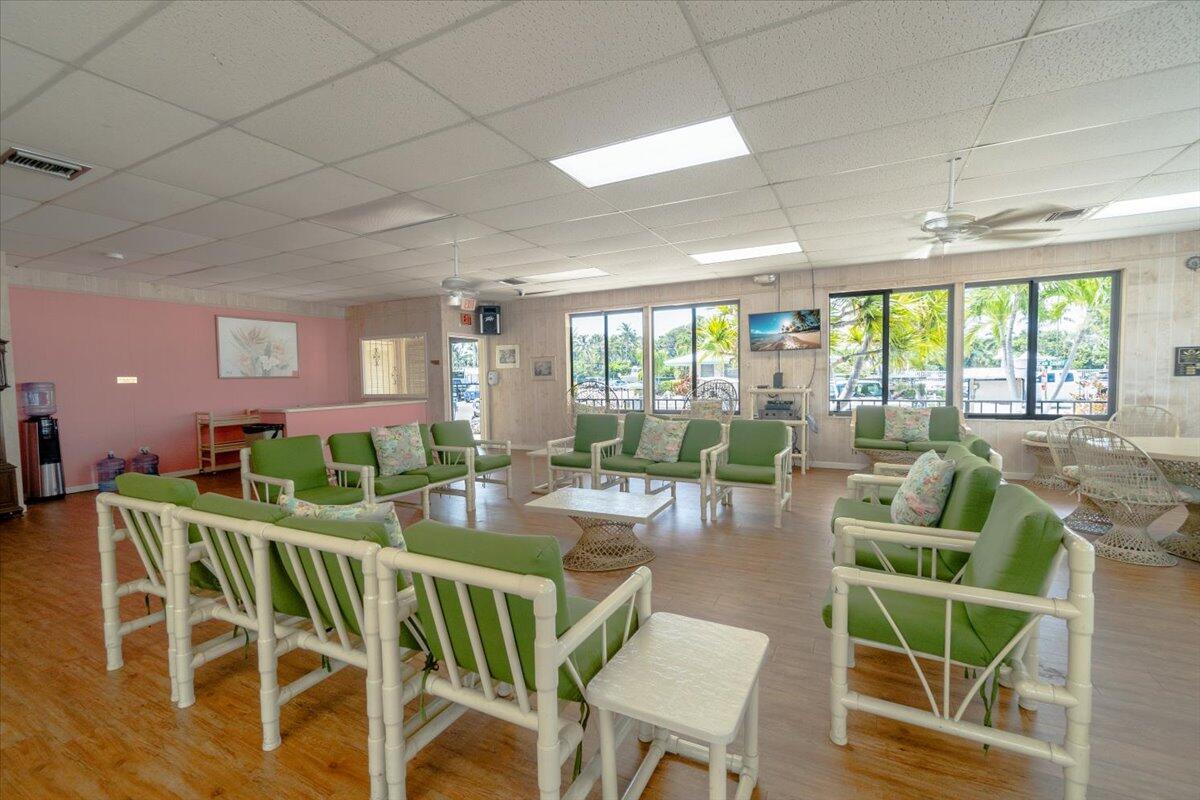 65821 Overseas Highway Unit: 417