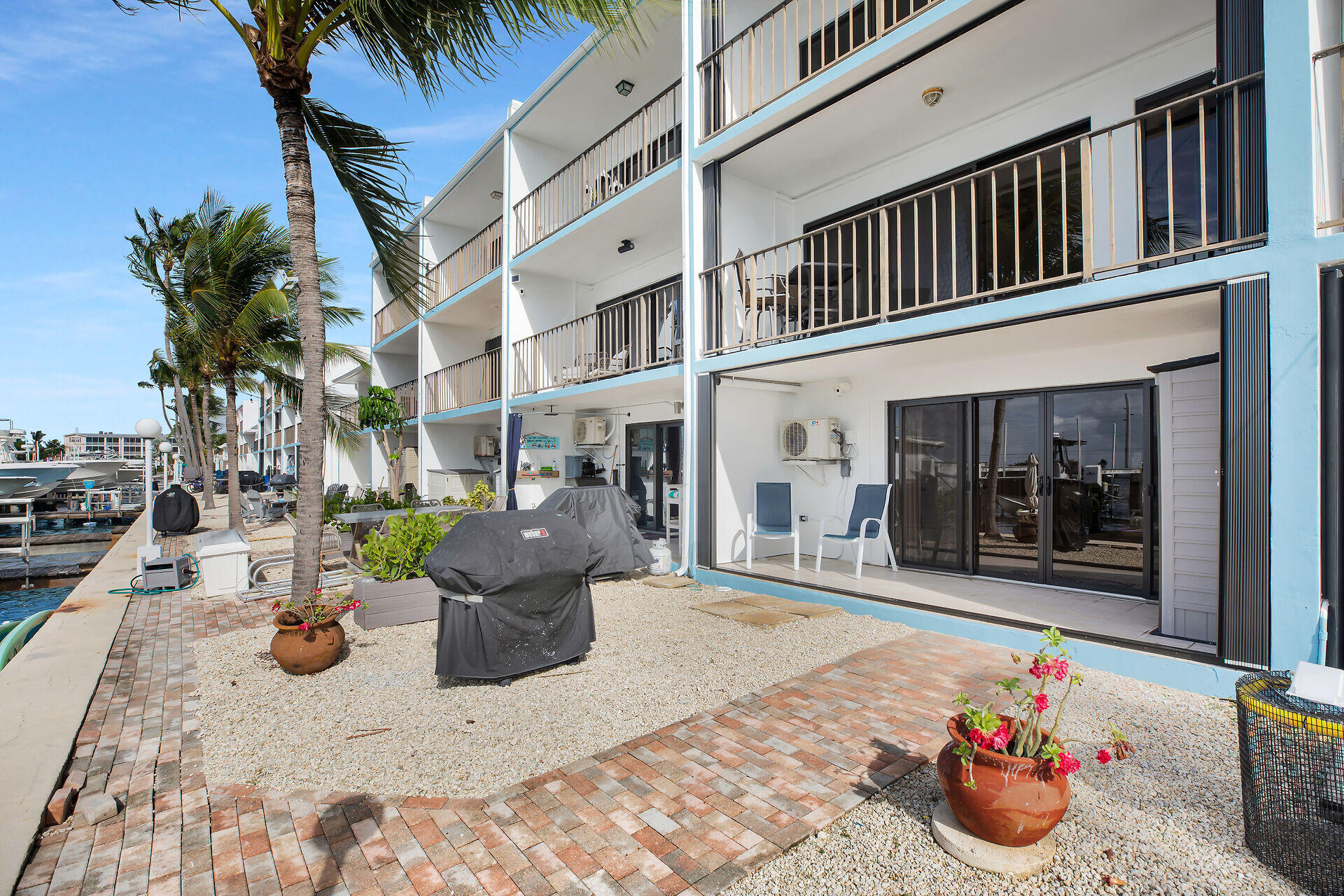 300 El Capitan Drive Unit: 2