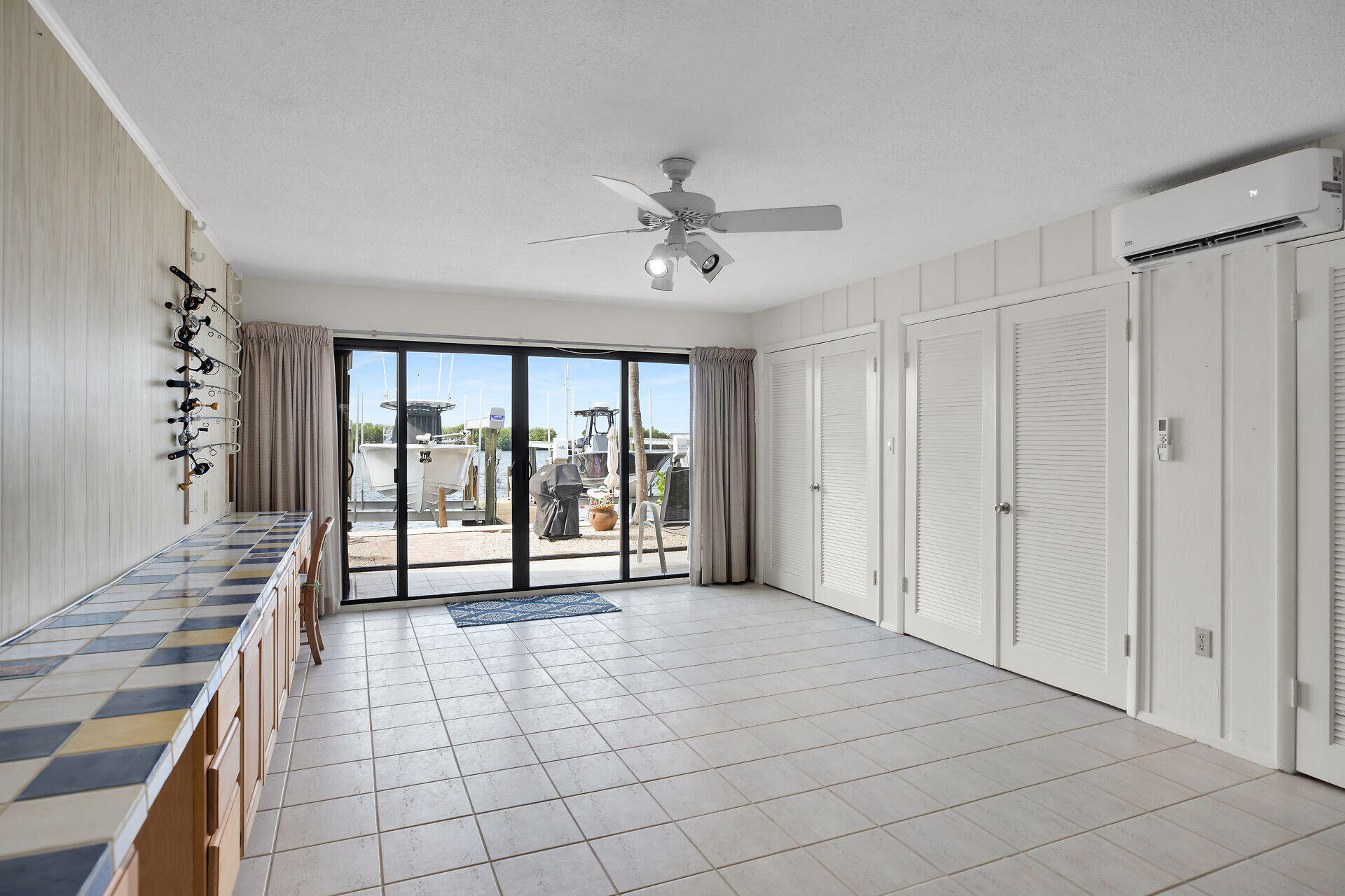 300 El Capitan Drive Unit: 2