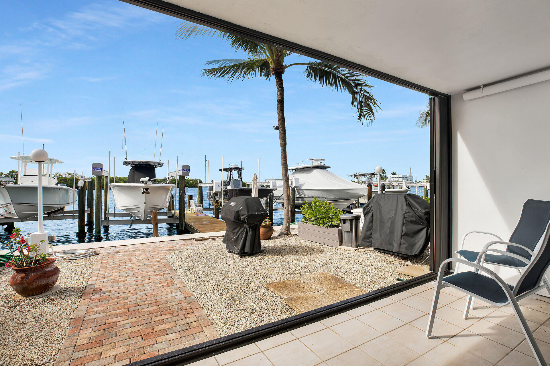 300 El Capitan Drive Unit: 2