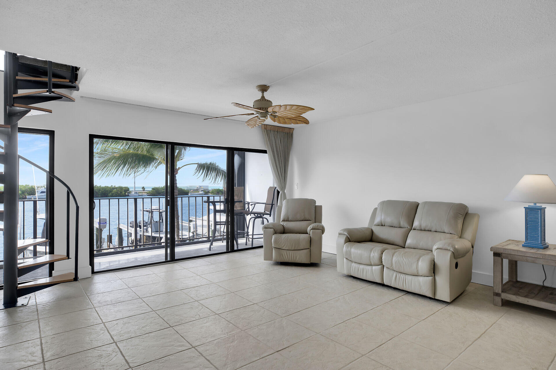 300 El Capitan Drive Unit: 2