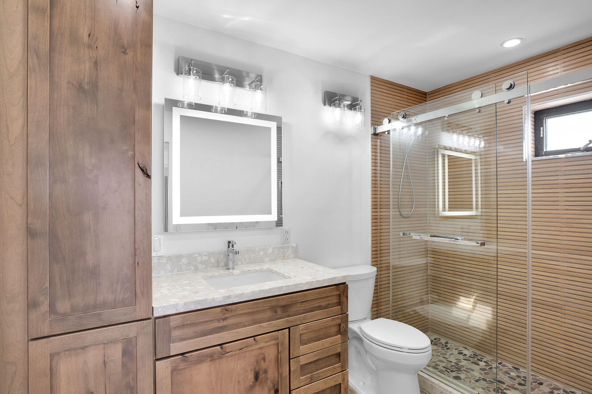 300 El Capitan Drive Unit: 2