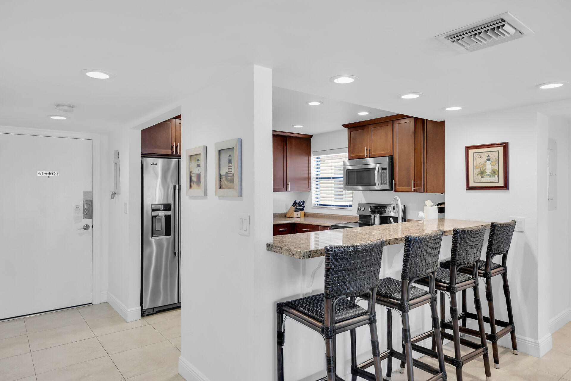 1998 Overseas Highway Unit: A41