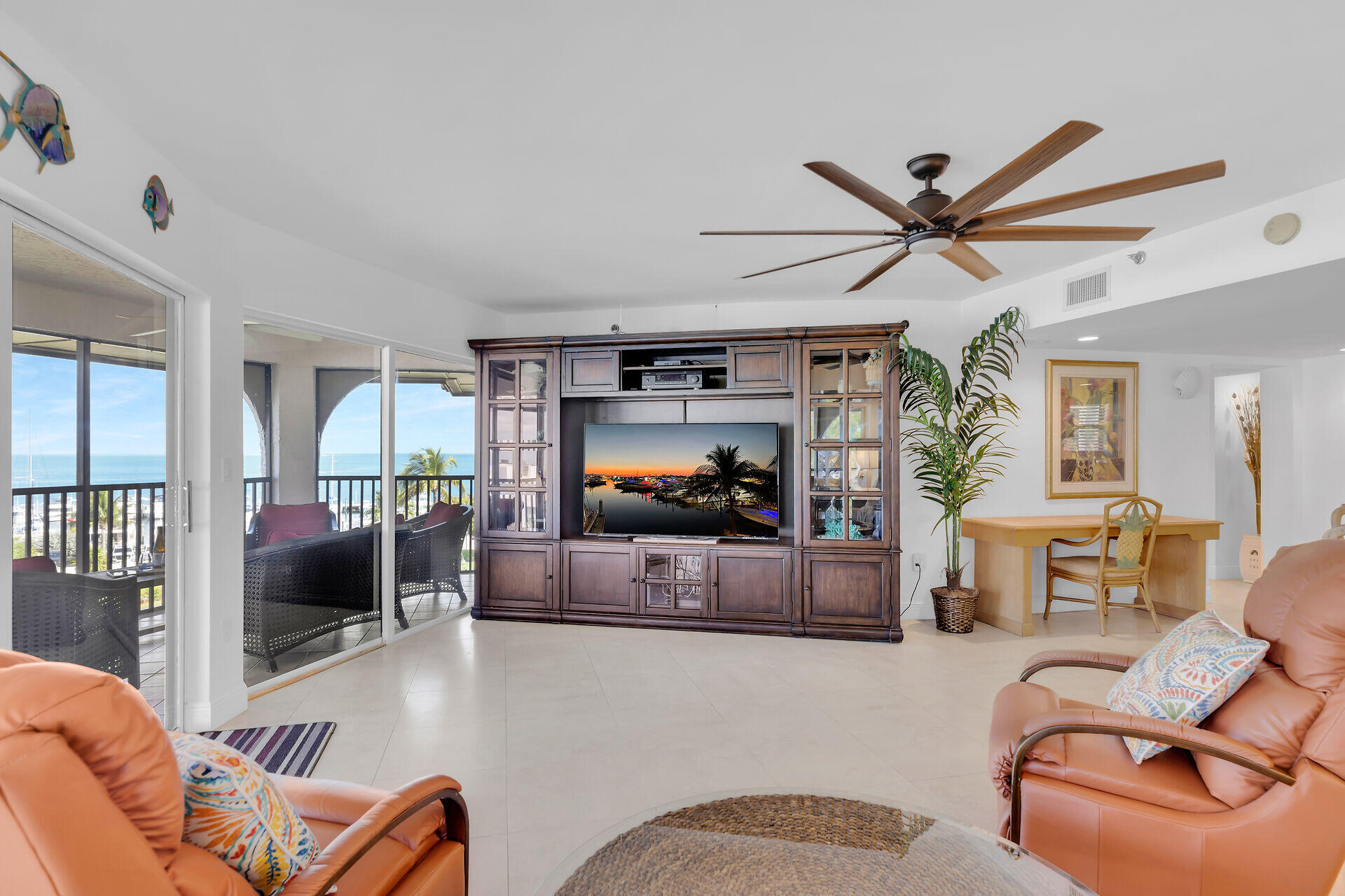 1998 Overseas Highway Unit: A41