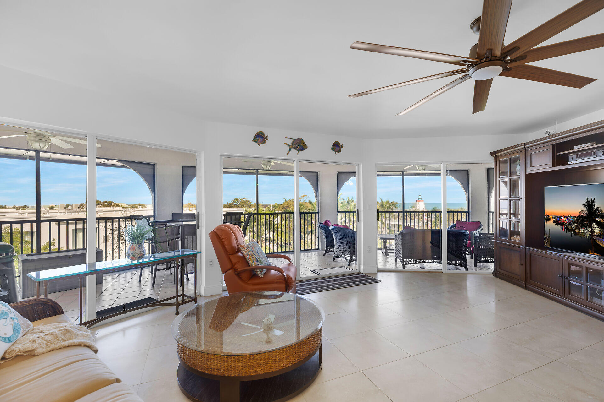 1998 Overseas Highway Unit: A41