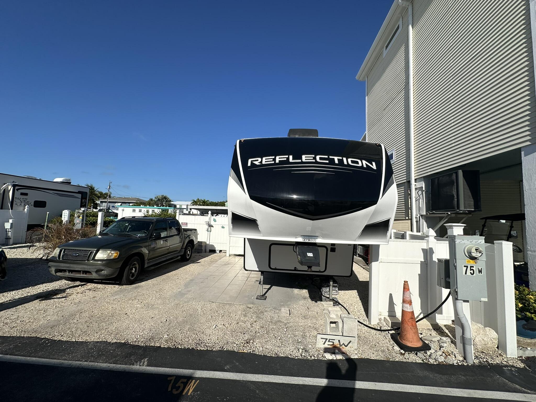 6099 Overseas Highway Unit: 75W