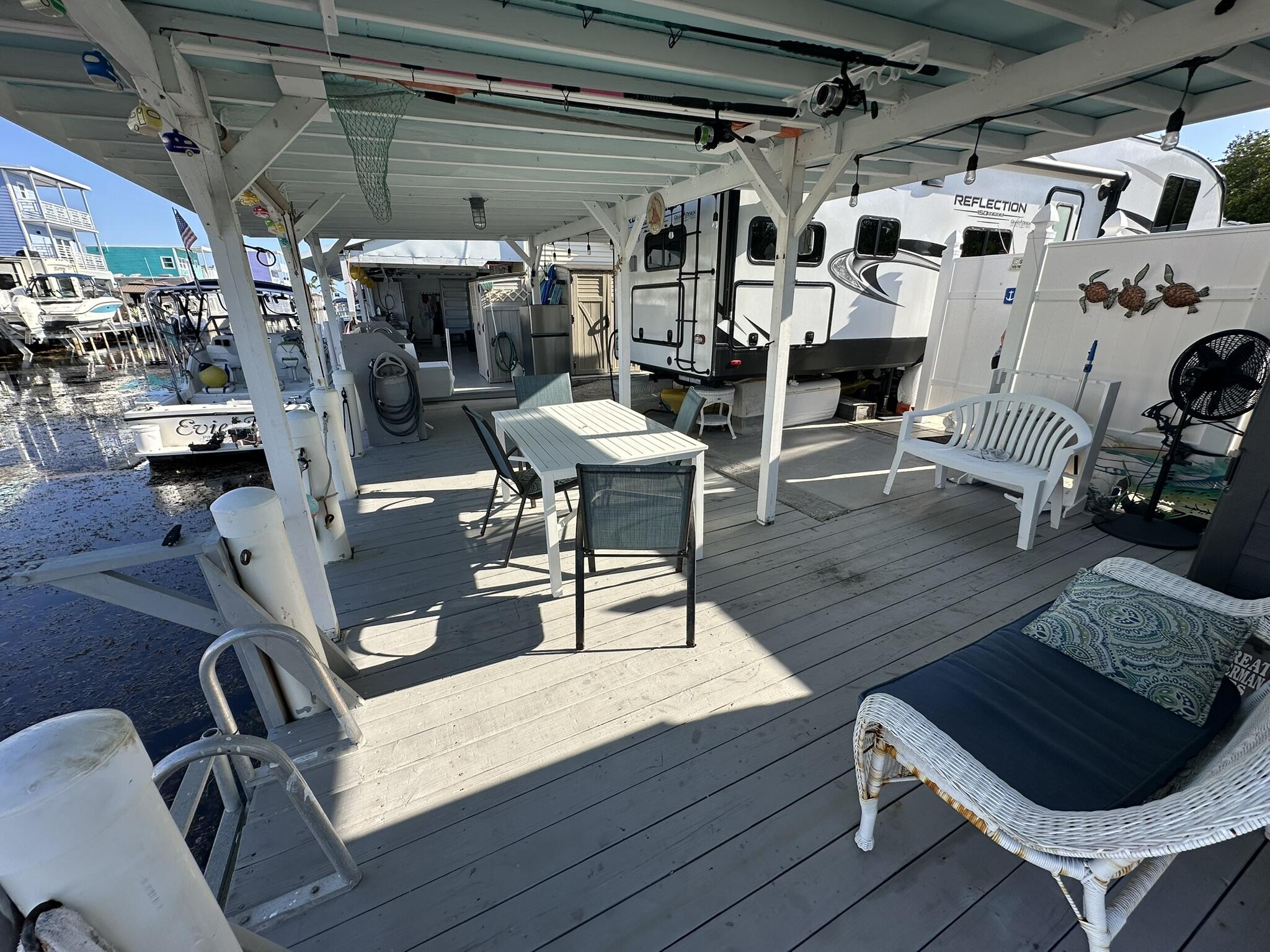 6099 Overseas Highway Unit: 75W