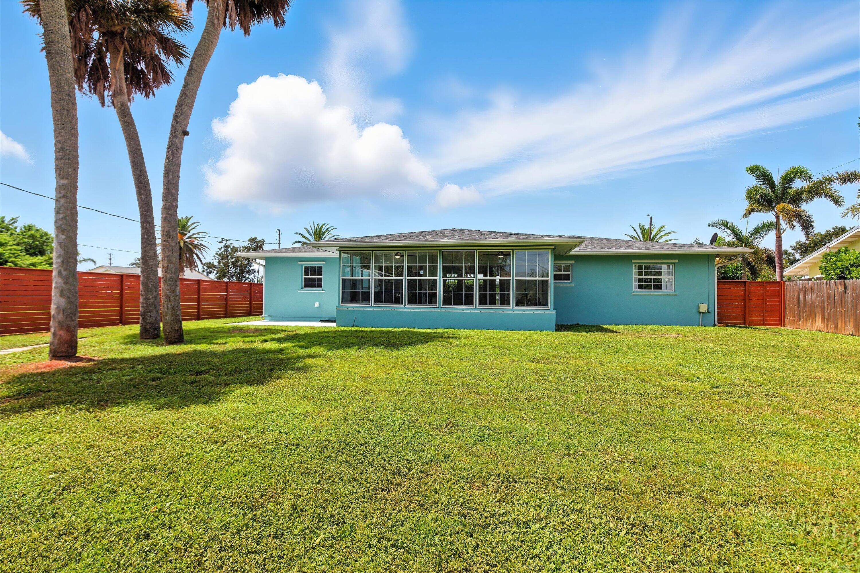 3030 Palm Drive Punta Gorda, FL 33950