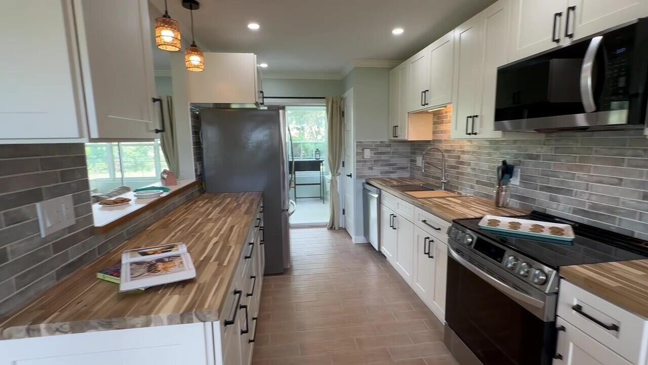 3030 Palm Drive Punta Gorda, FL 33950