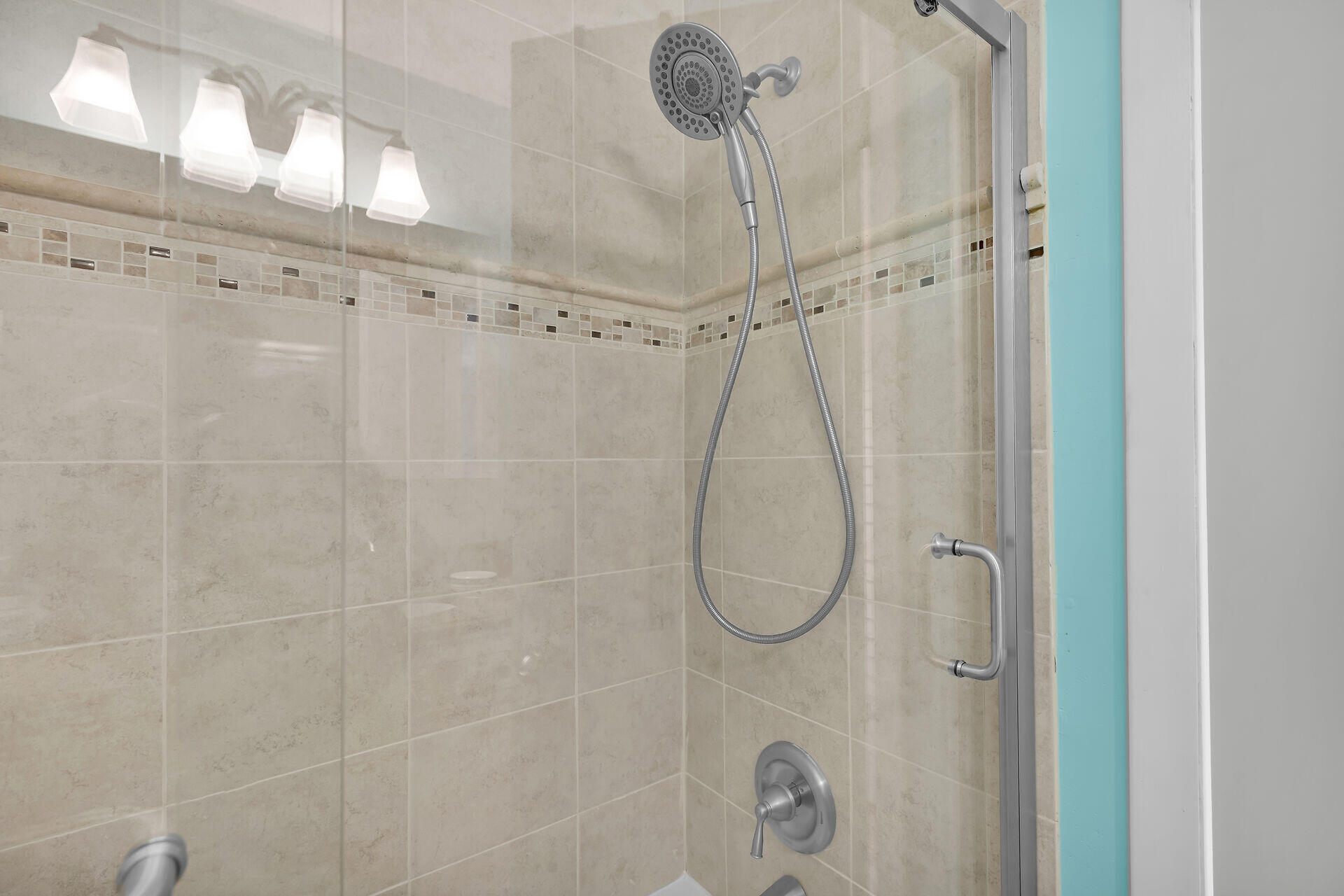 389 N Anglers Drive Unit: 204