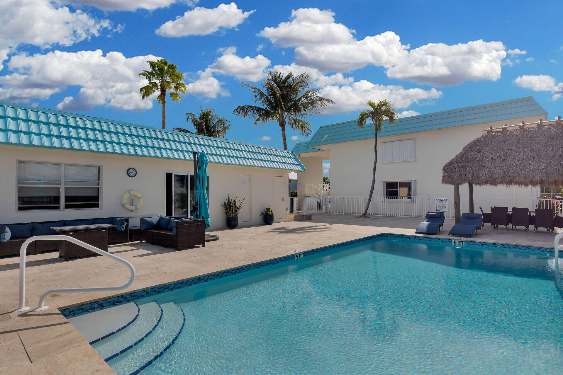 389 N Anglers Drive Unit: 204