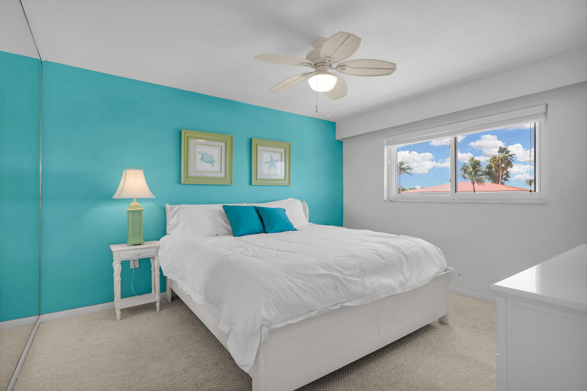 389 N Anglers Drive Unit: 204